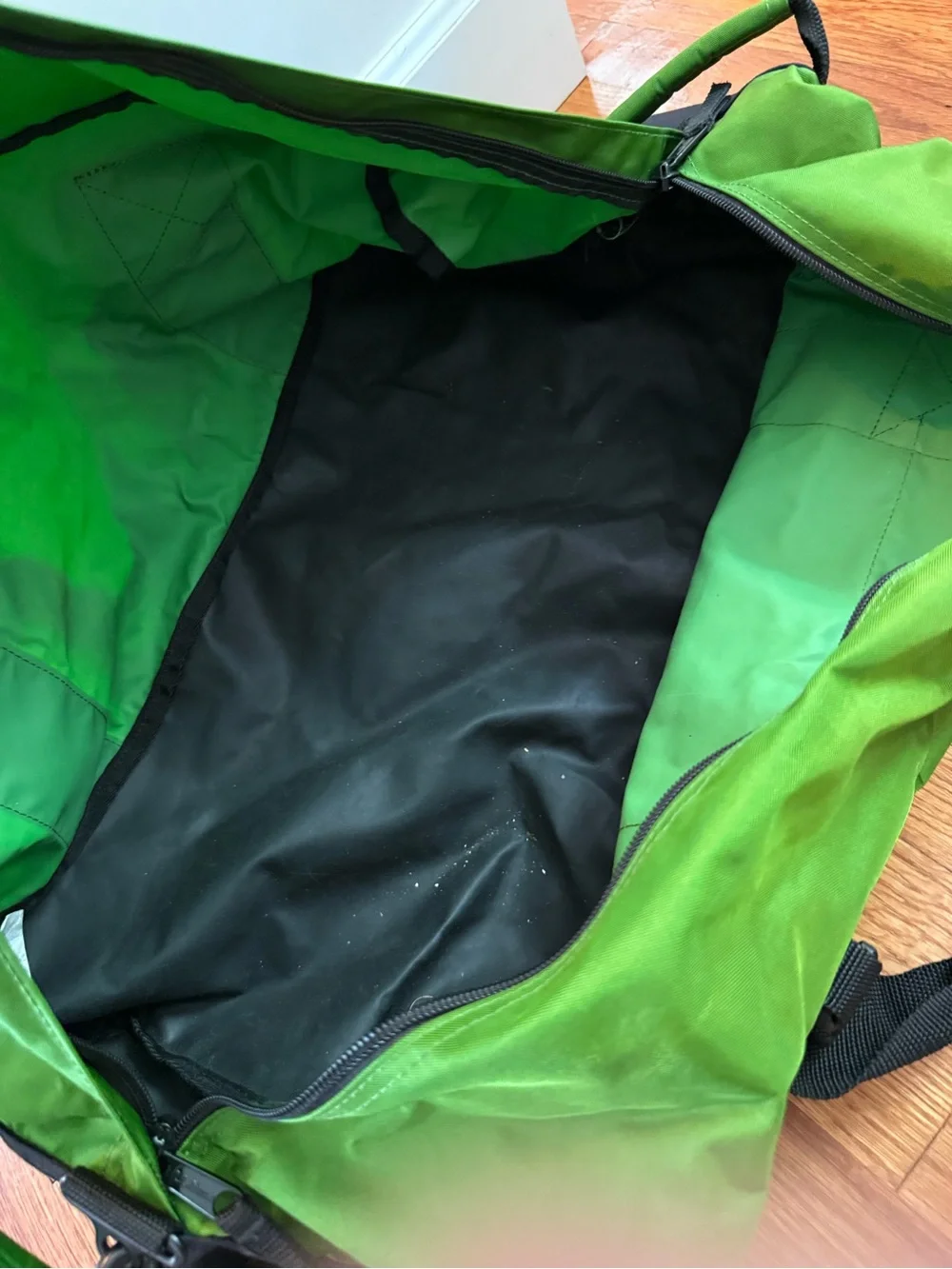 LL BEAN Adventure Duffle Bag Heavy Duty Green & Black Large Travel 15x29.5x13